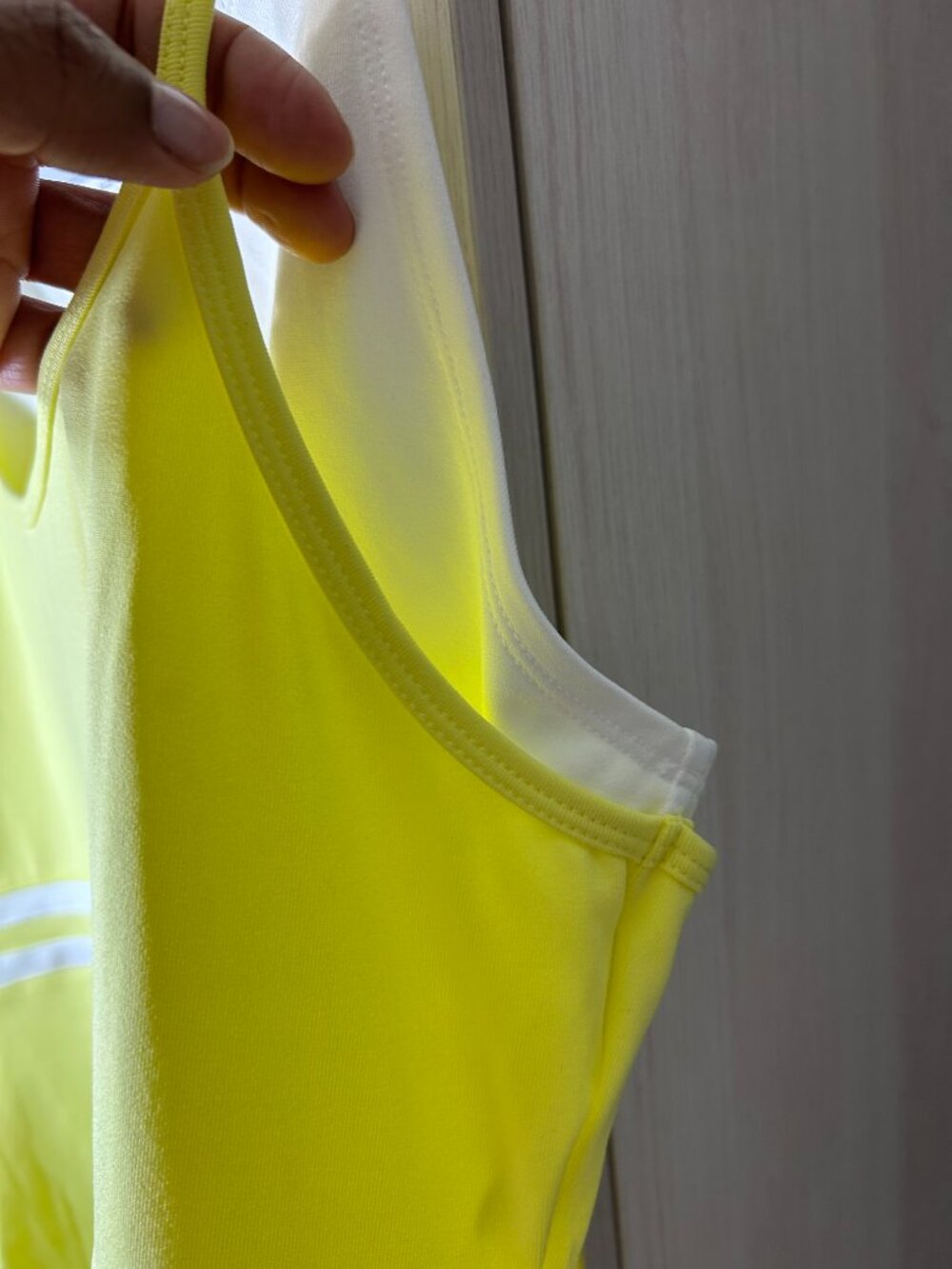 Women's Butter Yellow Tek Gear Tennis Activewear Tank Size Extra Large - Picture 4 of 6